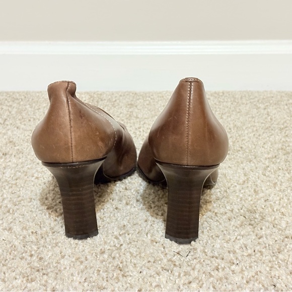 Brown Flats with Pointed Toe - Picture 5 of 8